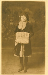 Esther Buryl Miller Abt Age 16